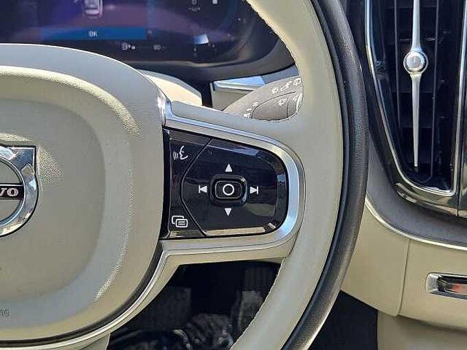 Volvo XC60 XC60 Plus, B5 FWD, Mild Hybrid, Bright
