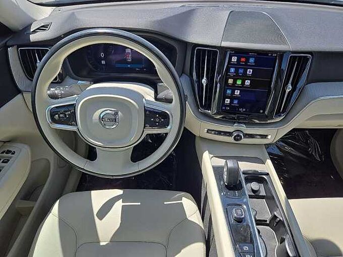Volvo XC60 XC60 Plus, B5 FWD, Mild Hybrid, Bright