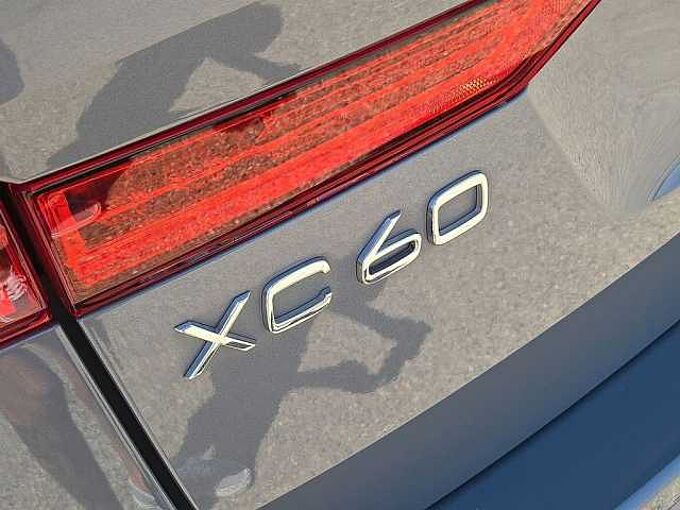 Volvo XC60 XC60 Plus, B5 FWD, Mild Hybrid, Bright