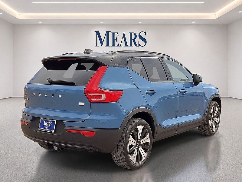 Volvo  XC40 Recharge Core, Twin Motor, Electric