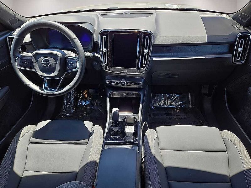 Volvo  C40 Recharge Core, Twin Motor, Electric