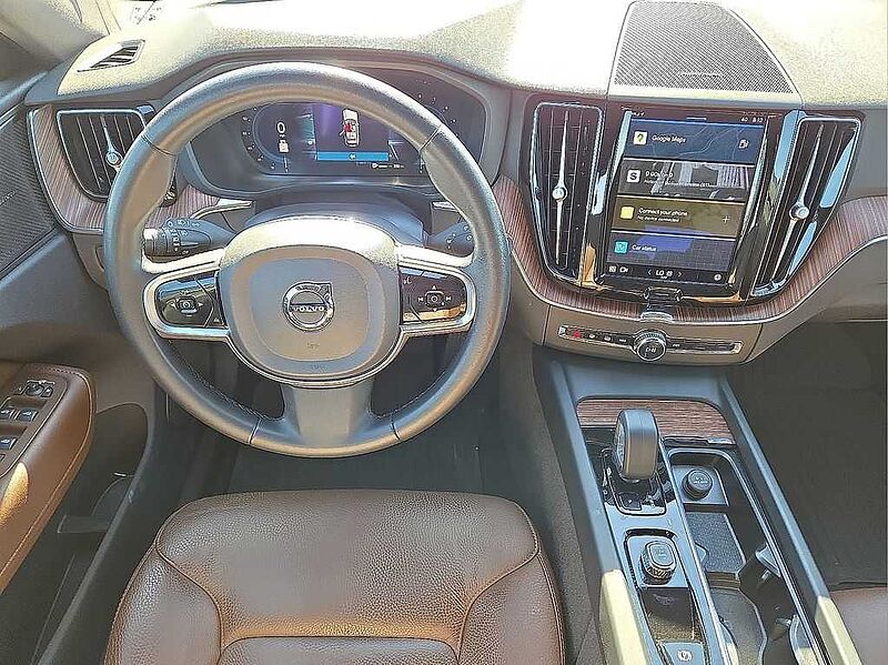 Volvo  XC60 Plus, B5 FWD, Mild Hybrid, Bright