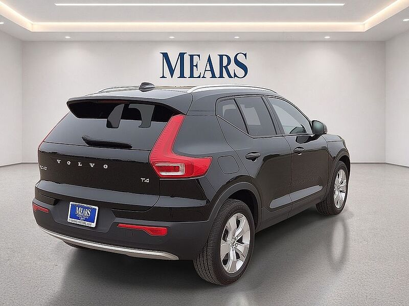 Volvo  XC40 Momentum, T4 FWD