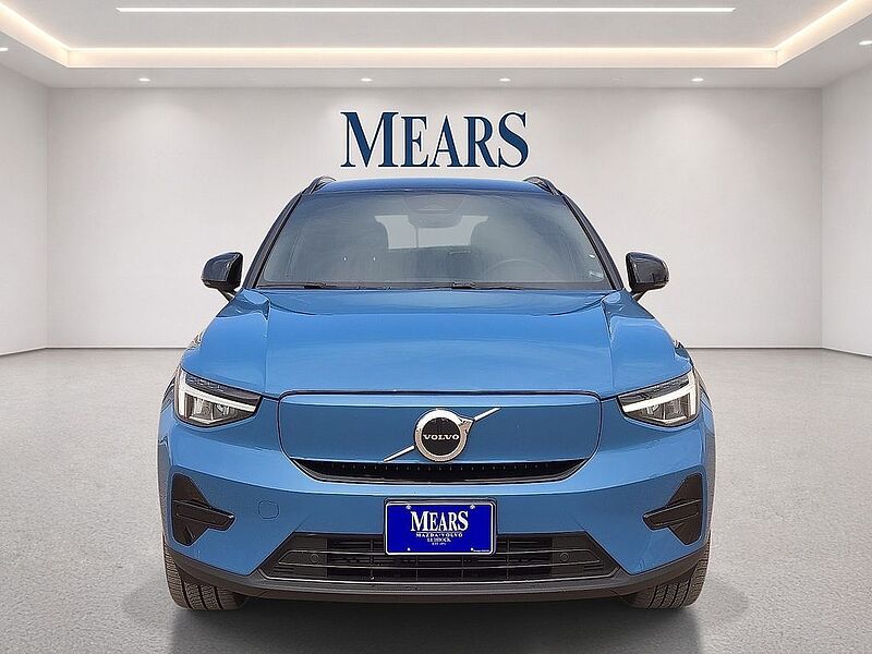 Volvo  XC40 Recharge Core, Twin Motor, Electric