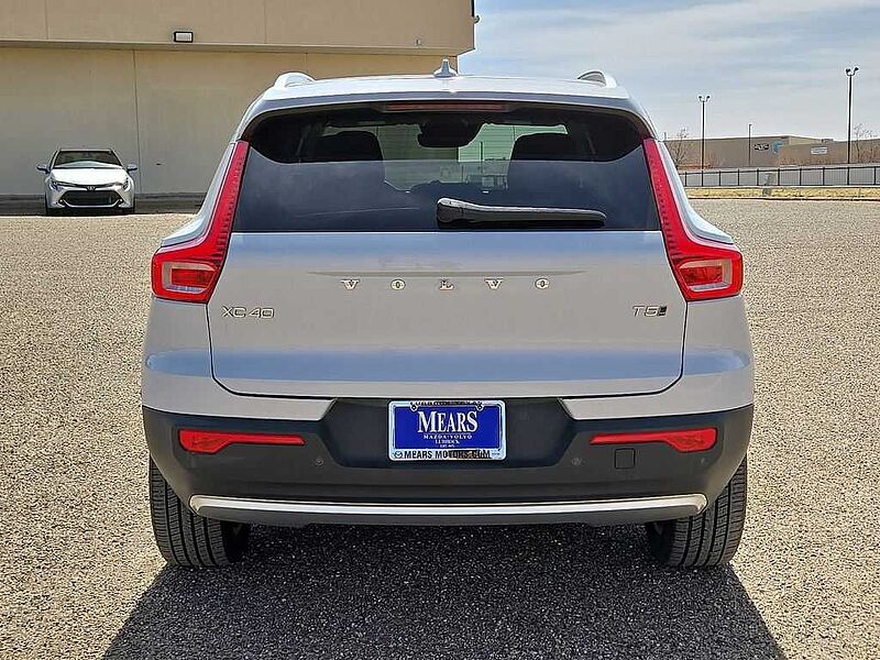 Volvo  XC40 Momentum, T5 AWD