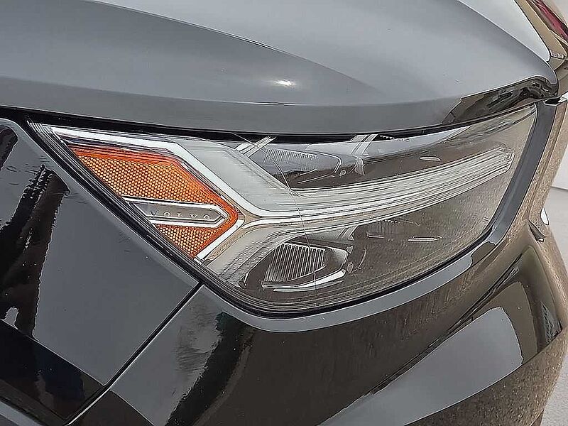Volvo  XC40 Momentum, T4 FWD