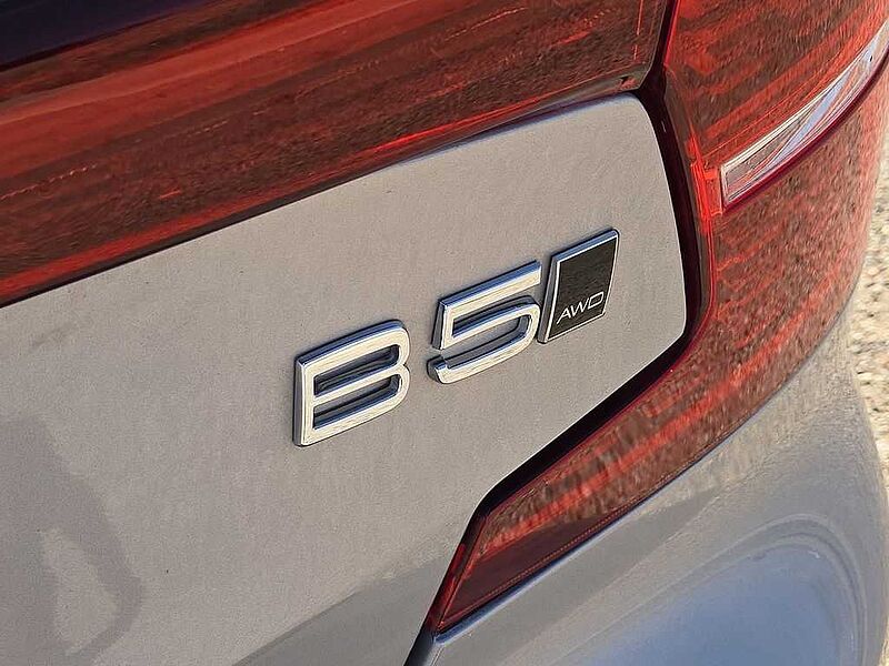 Volvo  S60 Plus, B5 AWD Gas (mild hybrid), Gasoline, Dark