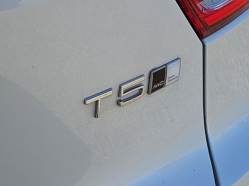 Volvo XC40 R-Design, T5 AWD