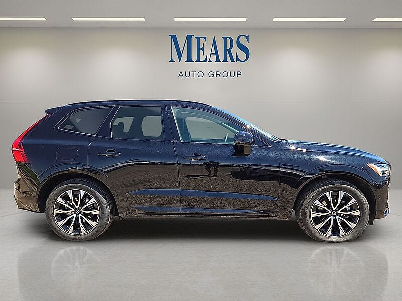 Volvo  XC60 Plus, B5 AWD Gas (mild hybrid), Gasoline, Dark