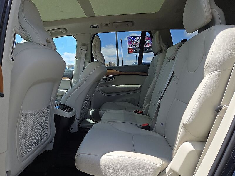 Volvo  XC90 Momentum, T6 AWD , 7 Seats