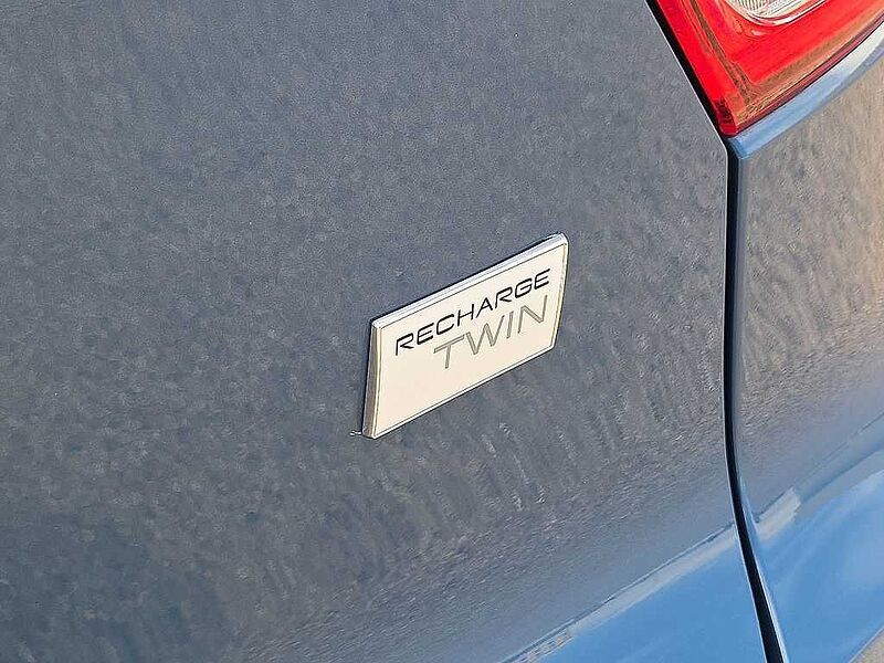 Volvo  XC40 Recharge Core, Twin Motor, Electric
