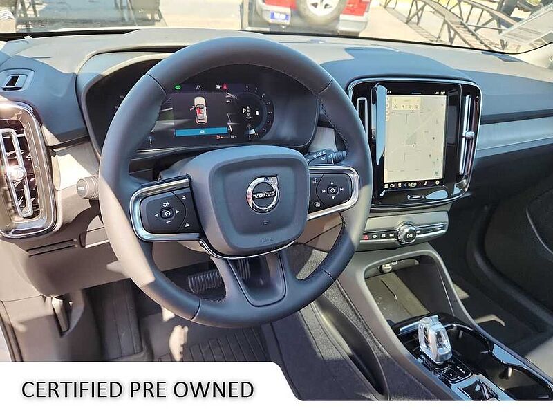 Volvo  XC40 Ultimate, B5 AWD Gas (mild hybrid), Gasoline, Bright
