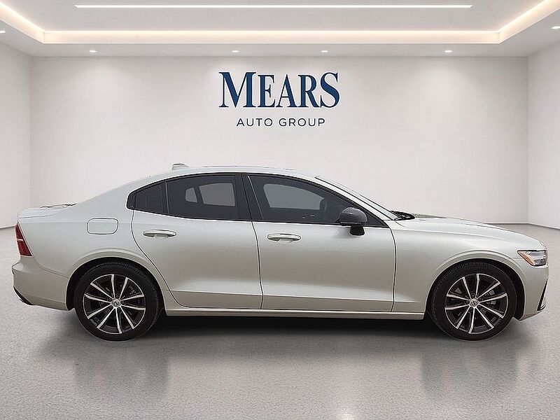 Volvo  S60 Momentum, B5 FWD