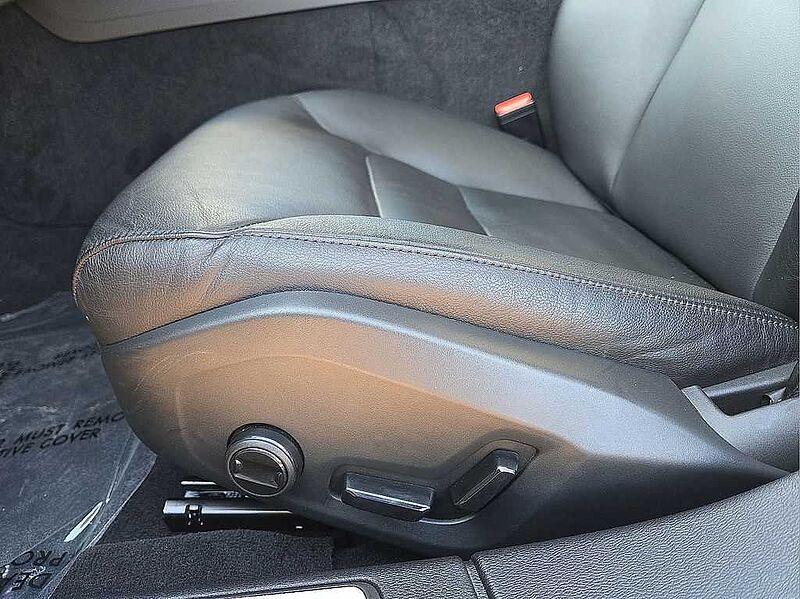 Volvo  S60 Core, B5 FWD Gas (mild hybrid), Gasoline, Dark