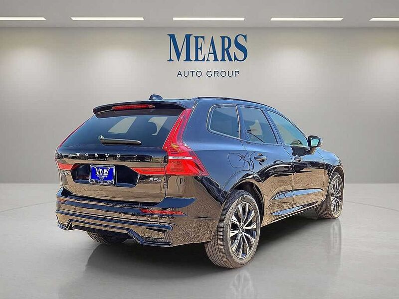 Volvo  XC60 Plus, B5 AWD Gas (mild hybrid), Gasoline, Dark
