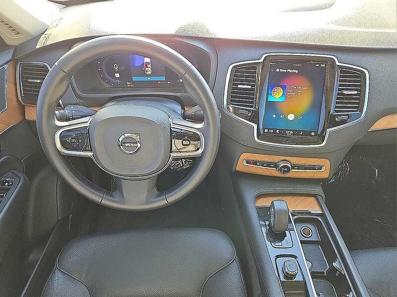 Volvo XC90 Plus, B6 AWD Gas (mild hybrid), Gasoline, Bright, 7 Seats