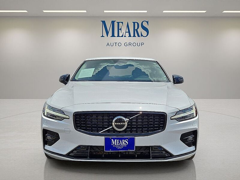 Volvo  S60 Core, B5 FWD Gas (mild hybrid), Gasoline, Dark