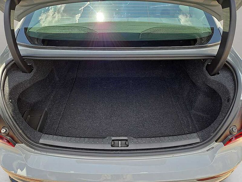 Volvo  S60 Core, B5 FWD Gas (mild hybrid), Gasoline, Dark