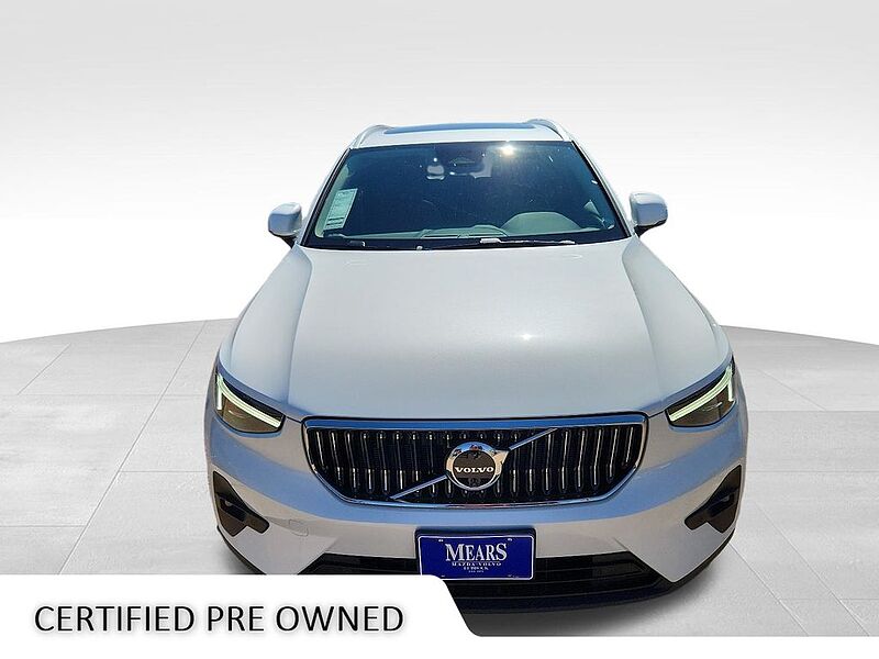 Volvo  XC40 Ultimate, B5 AWD Gas (mild hybrid), Gasoline, Bright