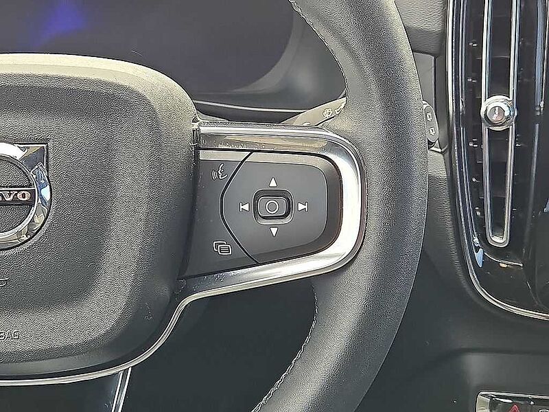 Volvo  XC40 Recharge Core, Twin Motor, Electric