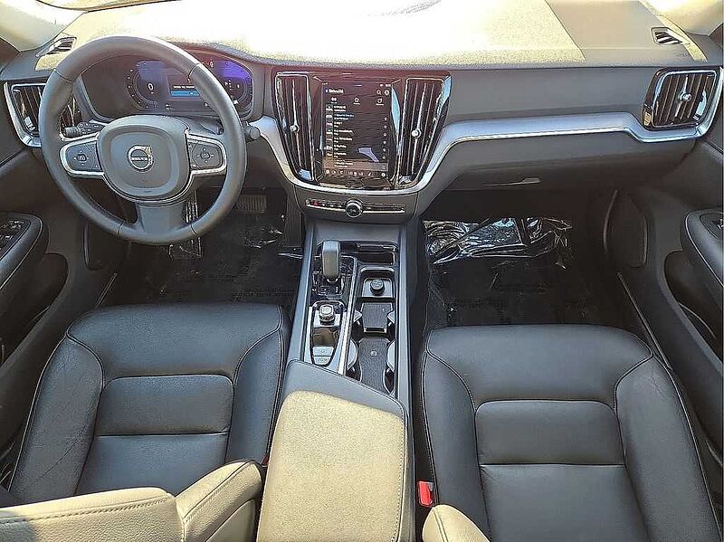 Volvo  S60 Core, B5 FWD Gas (mild hybrid), Gasoline, Dark