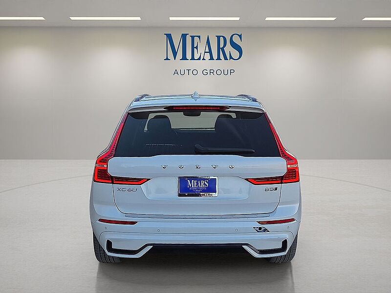 Volvo XC60 Plus, B5 AWD, Mild Hybrid, Dark