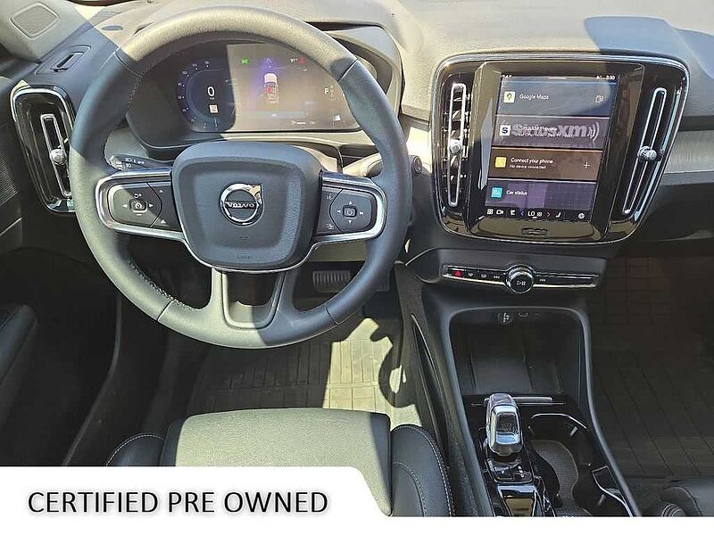 Volvo  XC40 Plus, B5 AWD Gas (mild hybrid), Gasoline, Bright