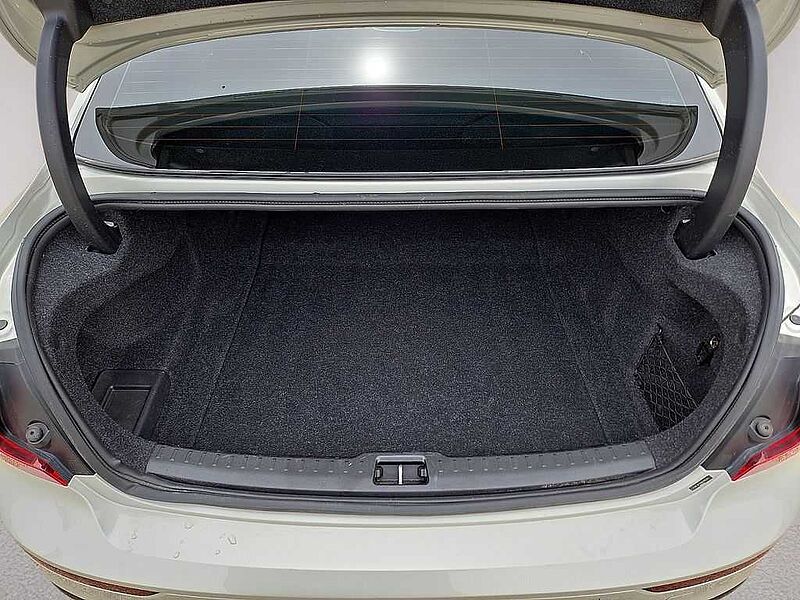 Volvo  S60 Momentum, B5 FWD