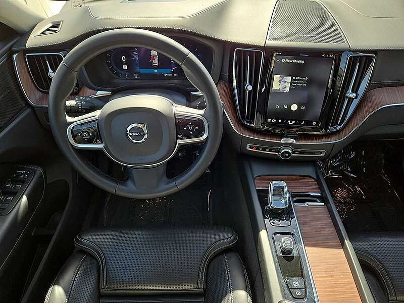 Volvo  XC60 Ultimate, B6 AWD, Mild Hybrid, Bright