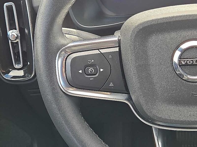 Volvo  XC40 Recharge Core, Twin Motor, Electric