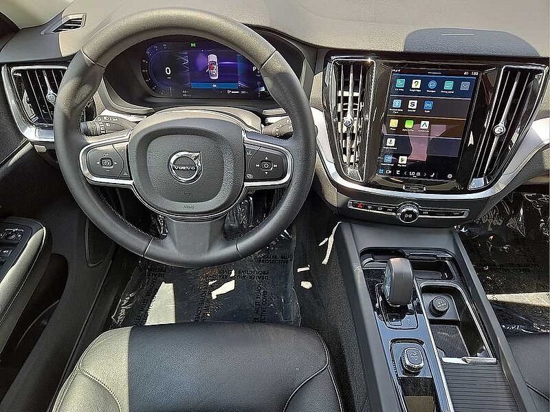 Volvo  S60 Core, B5 FWD Gas (mild hybrid), Gasoline, Dark