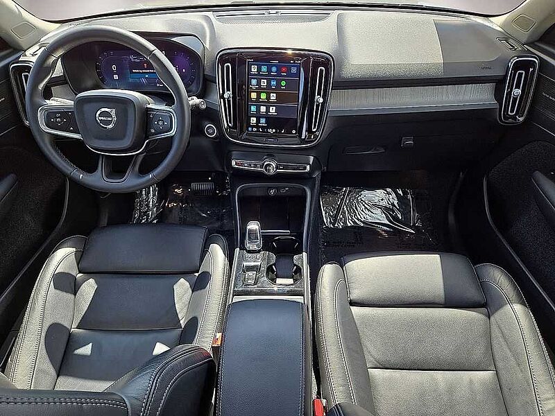 Volvo  XC40 Plus, B5 AWD, Mild Hybrid, Dark