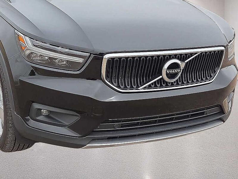 Volvo  XC40 Momentum, T4 FWD