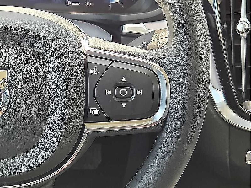 Volvo  S60 Core, B5 FWD Gas (mild hybrid), Gasoline, Dark