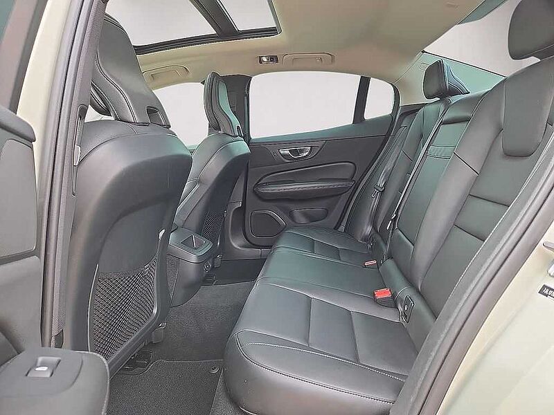 Volvo  S60 Momentum, B5 FWD