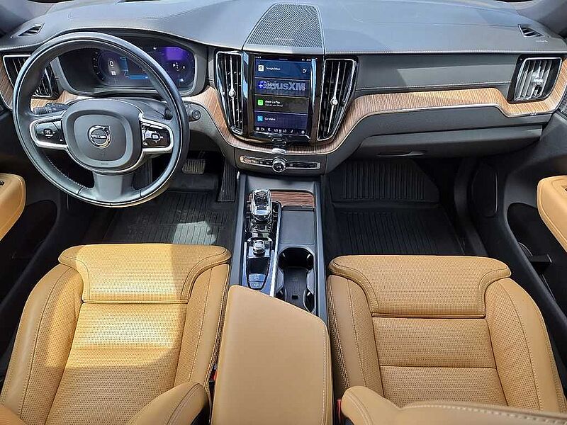 Volvo  XC60 Inscription, B5 FWD