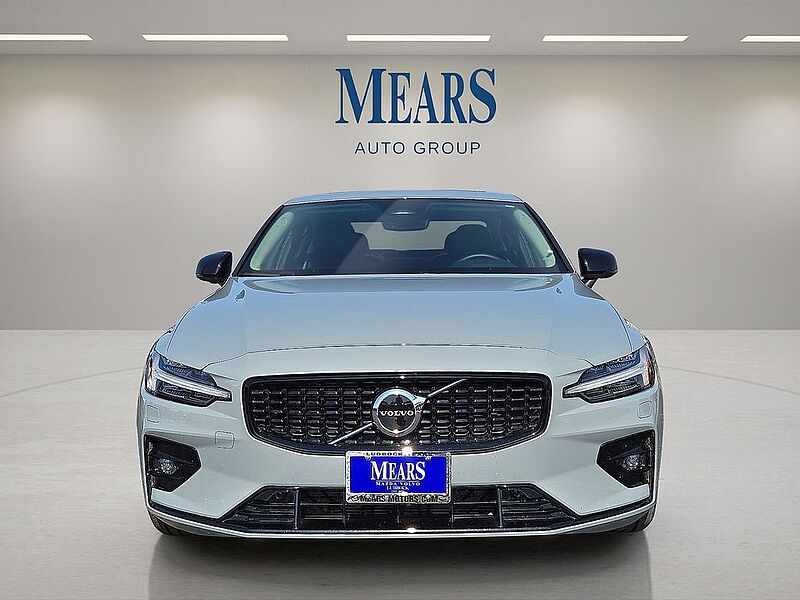 Volvo  S60 Core, B5 FWD Gas (mild hybrid), Gasoline, Dark
