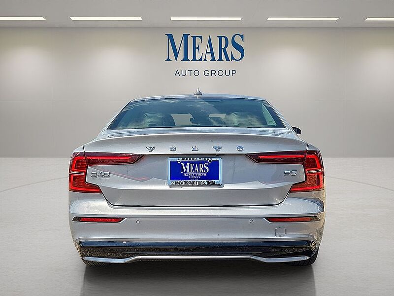Volvo  S60 Core, B5 FWD Gas (mild hybrid), Gasoline, Dark