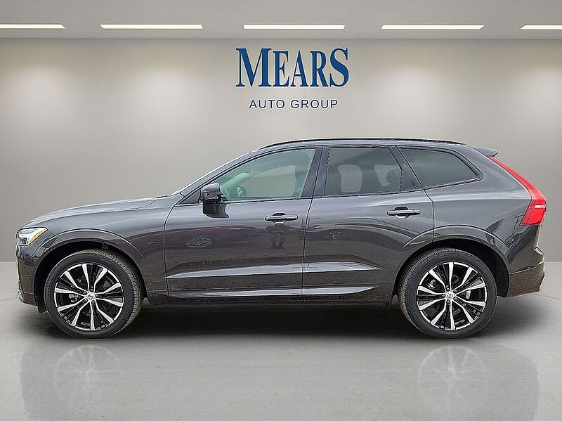 Volvo  XC60 Plus, B5 FWD, Mild Hybrid, Dark