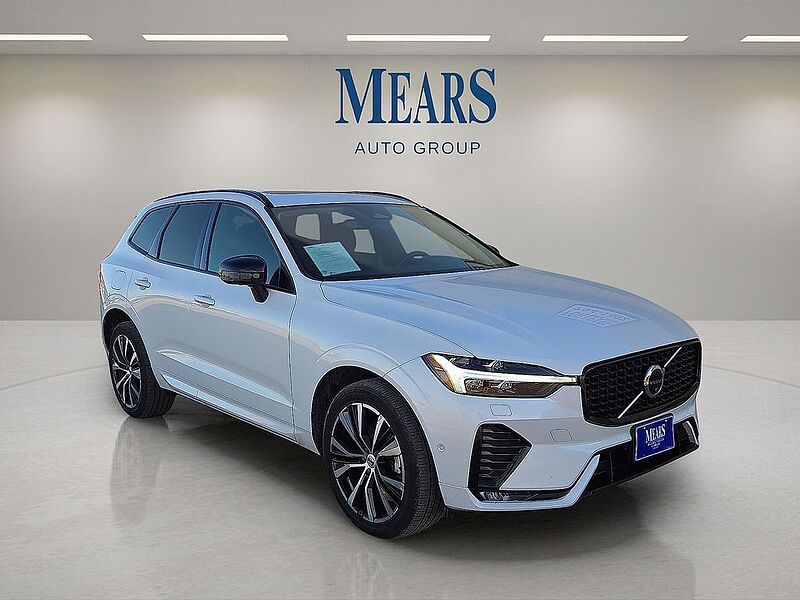 Volvo XC60 Plus, B5 AWD, Mild Hybrid, Dark