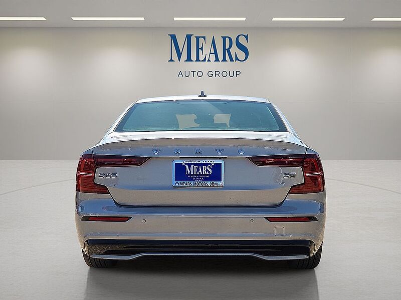 Volvo  S60 Core, B5 FWD Gas (mild hybrid), Gasoline, Dark