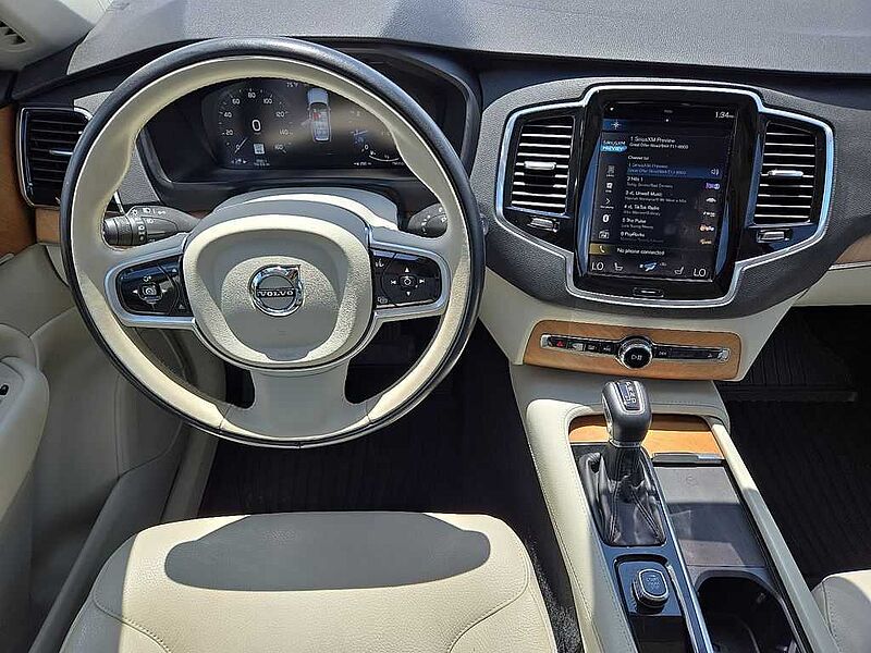 Volvo  XC90 Momentum, T6 AWD , 7 Seats