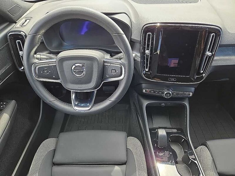 Volvo  XC40 Recharge Core, Twin Motor, Electric