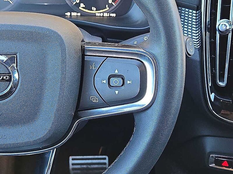 Volvo XC40 R-Design, T5 AWD