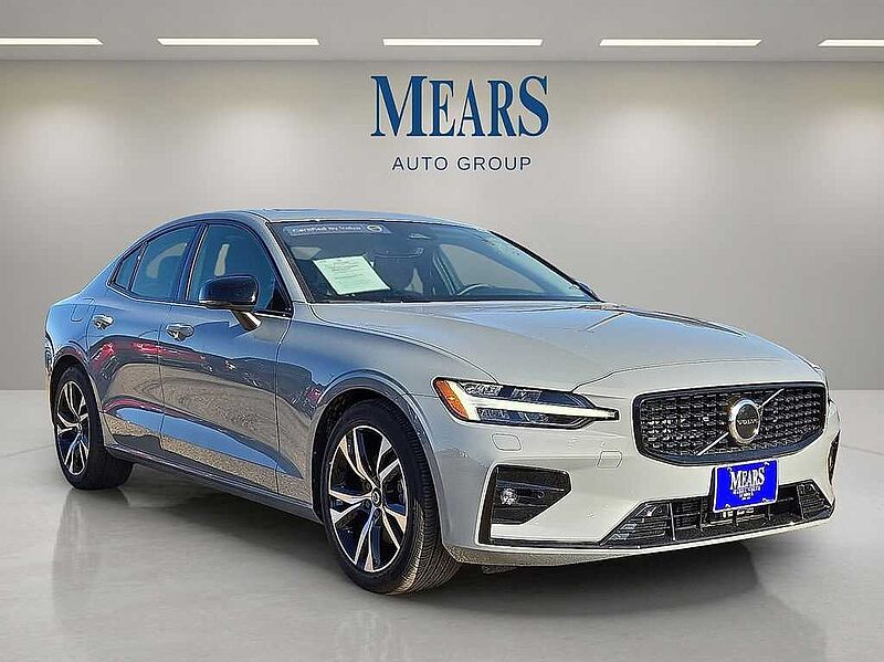 Volvo  S60 Core, B5 FWD Gas (mild hybrid), Gasoline, Dark