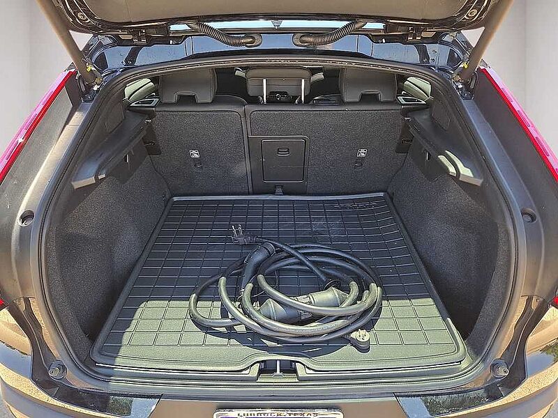 Volvo  C40 Recharge Ultimate, Twin Motor, Electric