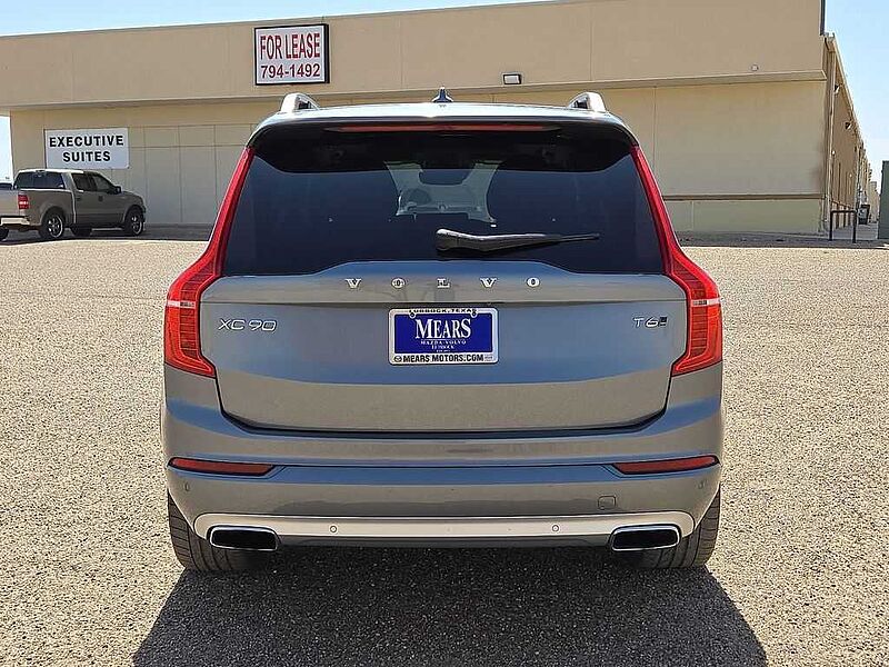 Volvo  XC90 T6 AWD Momentum