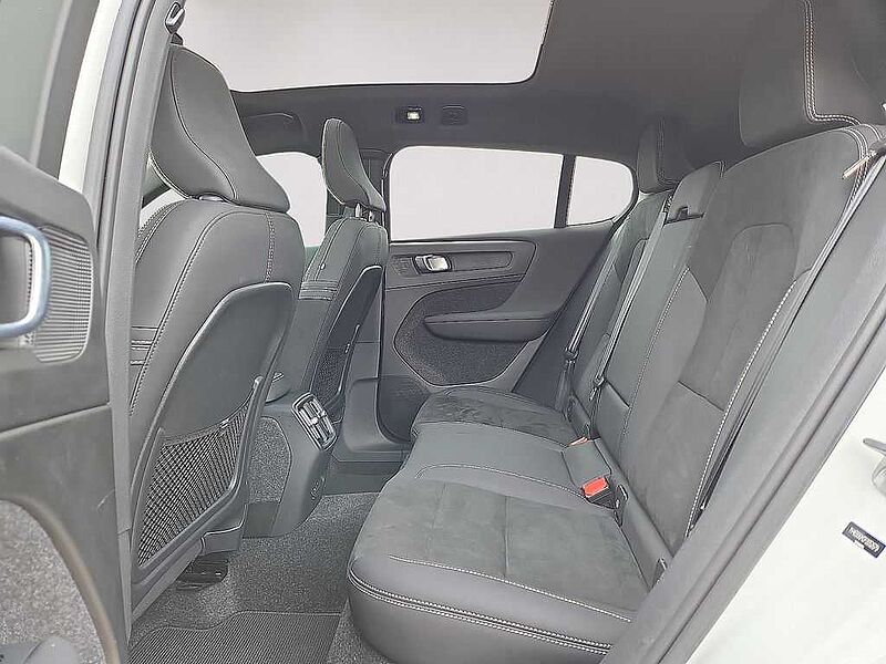 Volvo  C40 Recharge Ultimate, Twin Motor, Electric