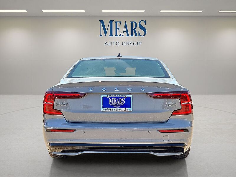 Volvo  S60 Core, B5 FWD Gas (mild hybrid), Gasoline, Dark
