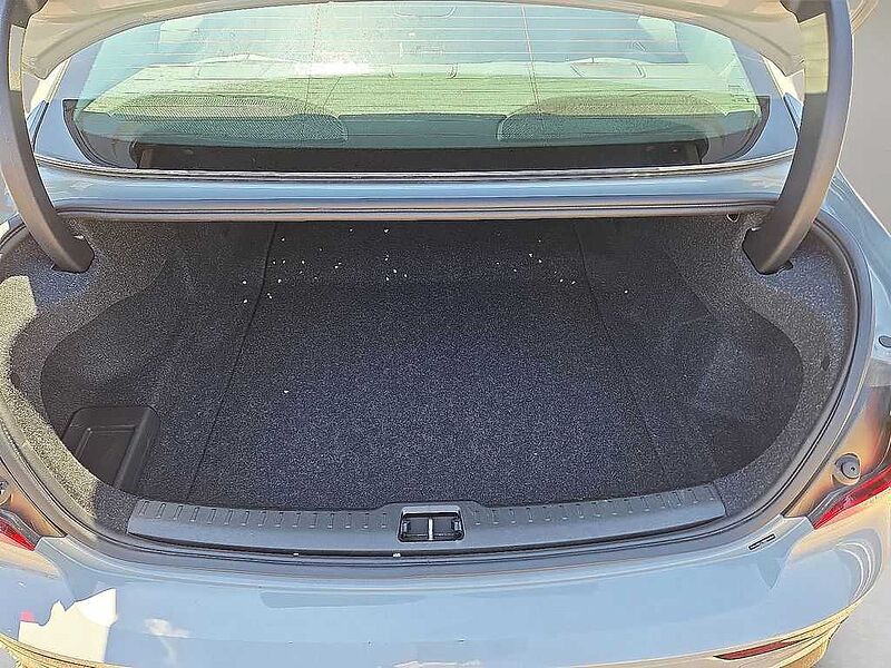 Volvo  S60 Core, B5 FWD Gas (mild hybrid), Gasoline, Dark